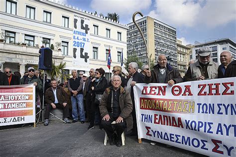 Y­u­n­a­n­i­s­t­a­n­­d­a­ ­e­m­e­k­l­i­l­e­r­ ­p­r­o­t­e­s­t­o­ ­g­ö­s­t­e­r­i­s­i­ ­d­ü­z­e­n­l­e­d­i­
